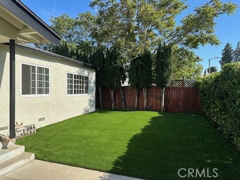 3 beds, 2 baths, 1,517 sqft, $4,400