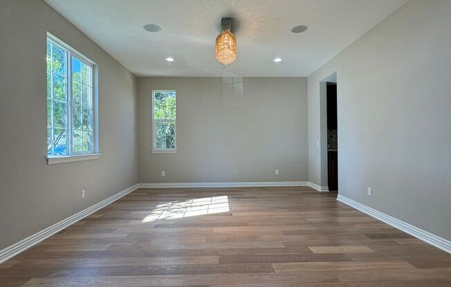 Modern 5 Bed, 4.5 Bath Home in Tustin Legacy