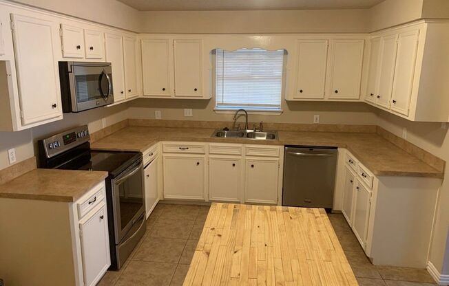 COMING SOON! 1006 Poppets Way **Ask about our NO CASH DEPOSIT option!**