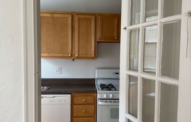 1 bed, 1 bath, 662 sqft, $1,400