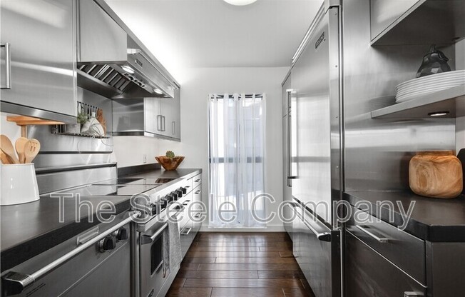 5226 MARINA PACIFICA DR S