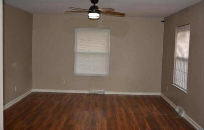 6802 WILLOUGHBY CT
