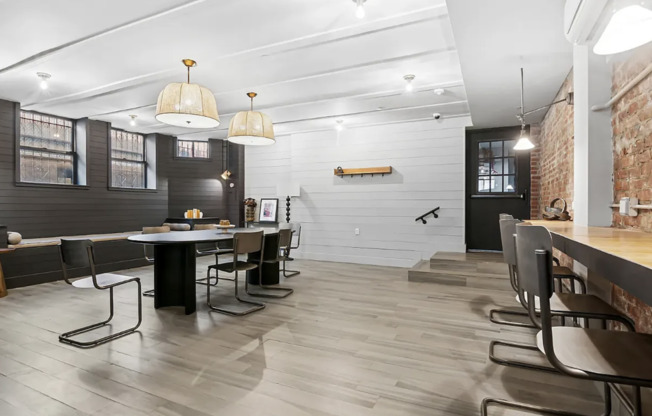 1 bed, 1 bath, $3,695, Unit 110