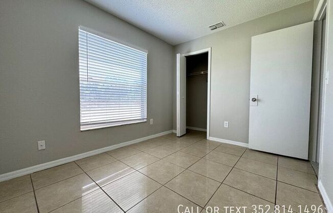2212 FLORIDA DR