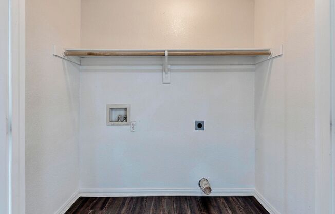 3 beds, 2 baths, 1,110 sqft, $1,495, Unit T320-201