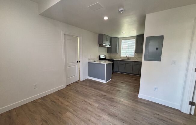255 S. Ave. 55