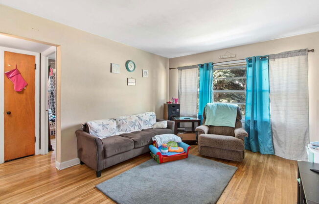 2320 S 92 ST