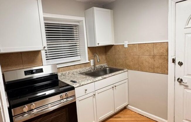 6015-23 N. Fairfield