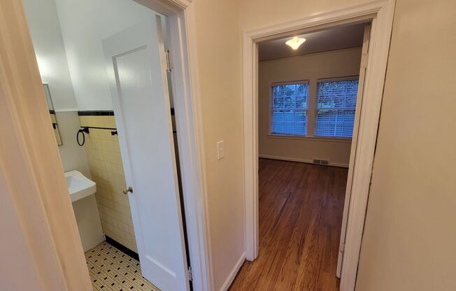 1 bed, 1 bath, 623 sqft, $1,445, Unit #12