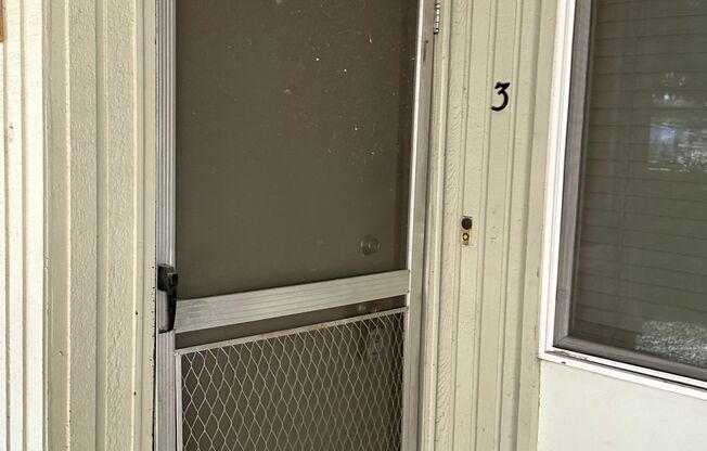 Holly St. - 401