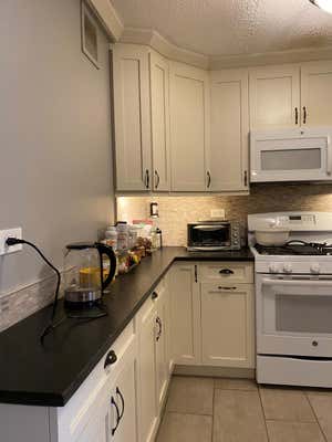 1 bed, 1 bath, 800 sqft, $2,680, Unit 2M