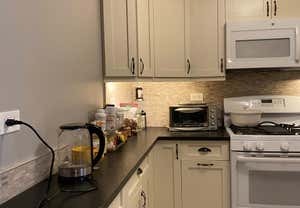 1 bed, 1 bath, 800 sqft, $2,680, Unit 2M