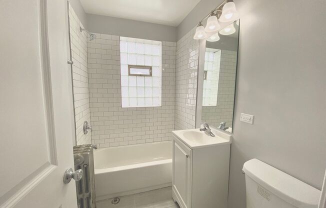 Studio, 1 bath, 350 sqft, $1,175, Unit 4756-311