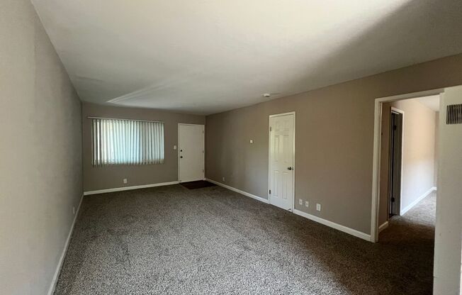 1 bed, 1 bath, 575 sqft, $2,145, Unit 12