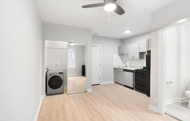 Studio, 1 bath, 205 sqft, $1,415, Unit 107