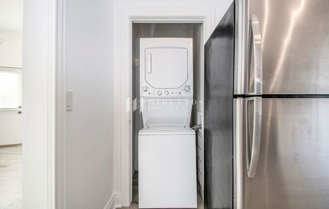 2 beds, 1 bath, $1,350