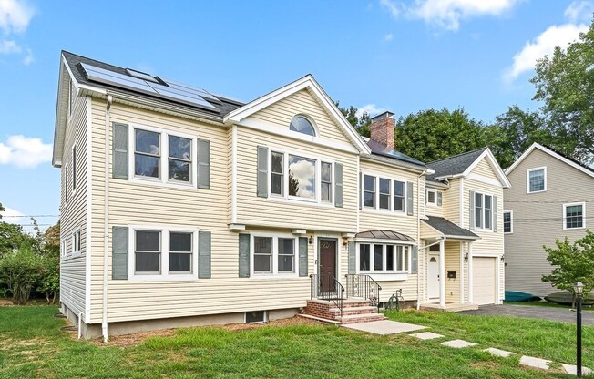 11 GARRISON RD
