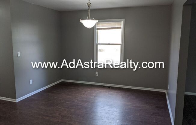 3 beds, 2.5 baths, $1,495, Unit Unit A