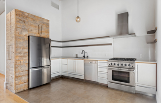 190 W ST