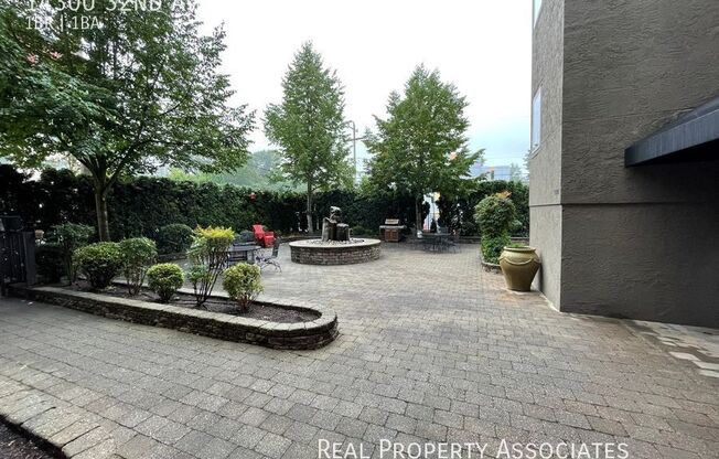 14300 32nd Ave NE
