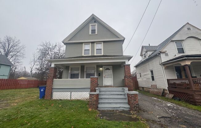 4 Bed - 2 Bath - Single Family Home in Cleveland