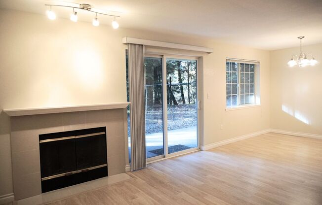Mill Creek 3 Bedroom Ground Floor Corner Condo