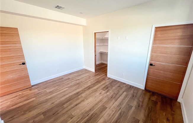 1814 HAUSER BLVD