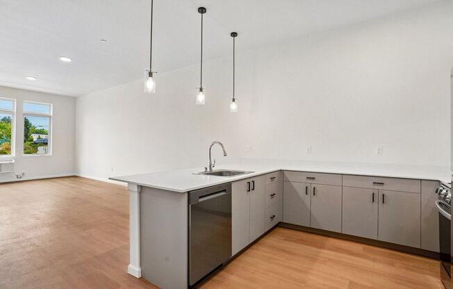 1 bed, 1 bath, 548 sqft, $2,150, Unit 105