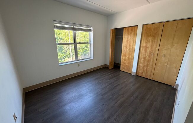 2 beds, 1 bath, 856 sqft, $1,650, Unit 202