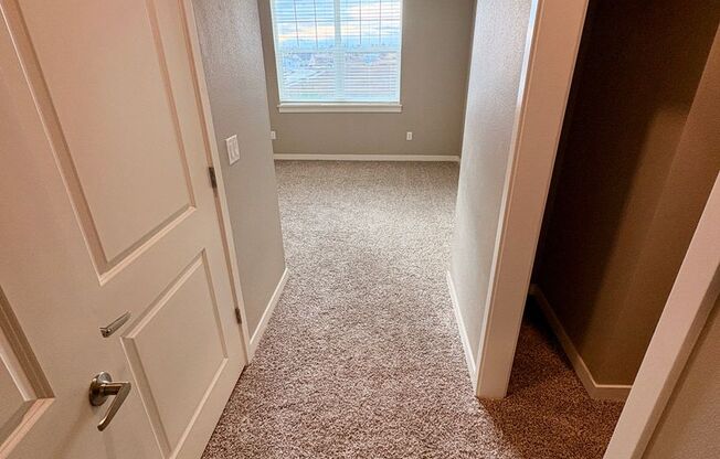 3 beds, 2 baths, 1,190 sqft, $2,395, Unit 208