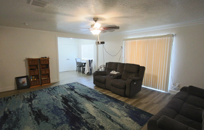 1 bed, 1 bath, 916 sqft, $775