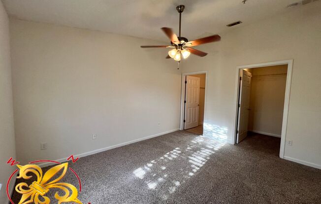 3 beds, 2 baths, $1,050, Unit # 9