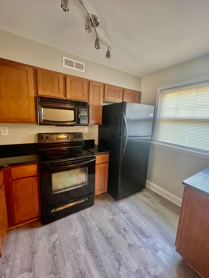 Must see this adorable 2 bedroom 1.5 bath townhouse located off Commonwealth Ave