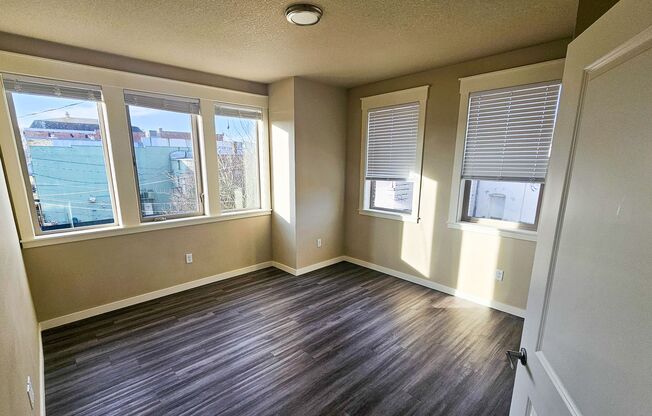 1 bed, 1 bath, 707 sqft, $1,550, Unit 202