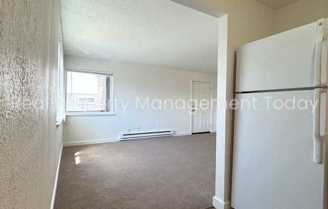 1 bed, 1 bath, 459 sqft, $1,265, Unit Unit 12