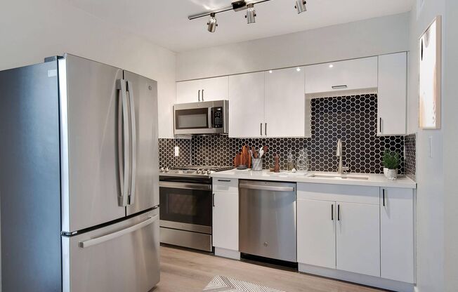 1 bed, 1 bath, 465 sqft, $1,045, Unit 40