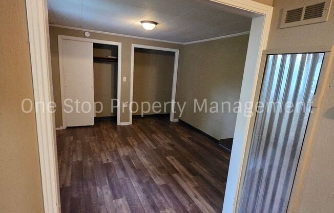 Cute Studio Apartment with 1 Bath in Independence!