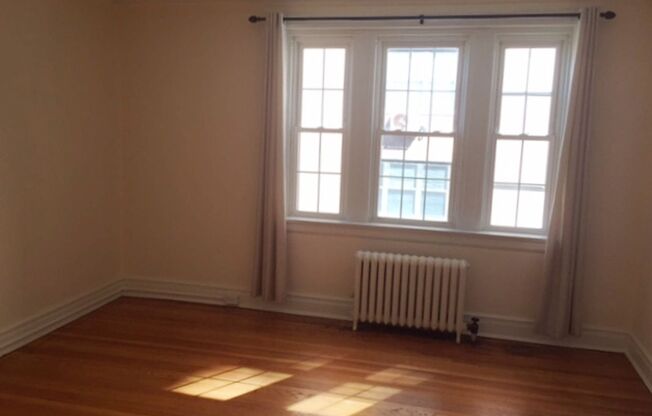1 bed, 1 bath, 550 sqft, $1,425, Unit A3