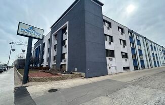 1 bed, 1 bath, $995, Unit 240