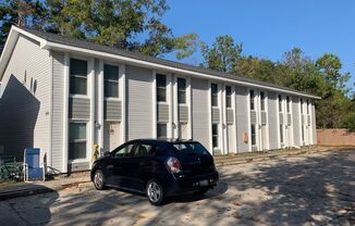 Unfurnished 2 Bedroom, 1.5 Bath Town Home in Socastee! New Paint!