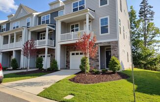 Beautiful 3 story Townhome located in the Glenmere Community!