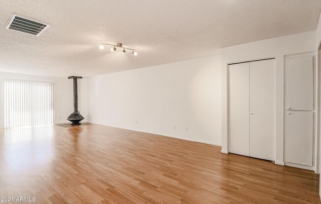 2 beds, 2 baths, $1,395