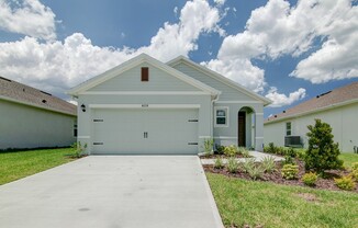 Beautiful 3 bed 2 bath Home FOR RENT in the  Riverbend Community of Sandford!