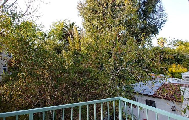 2 beds, 2 baths, 940 sqft, $2,950, Unit 515