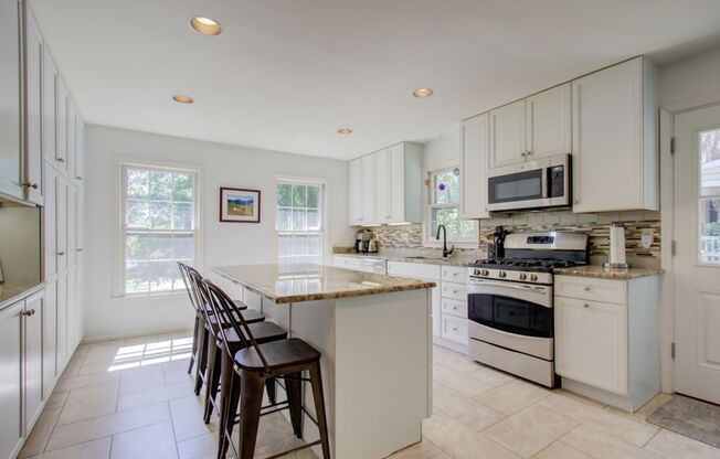 Cool Colonial in North Chevy Chase!