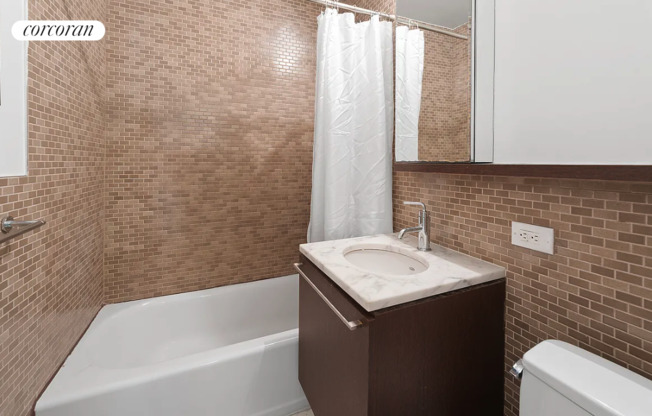 1 bed, 1 bath, 753 sqft, $5,200, Unit 9K