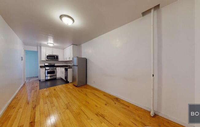 2 beds, 1 bath, $4,250, Unit 3E