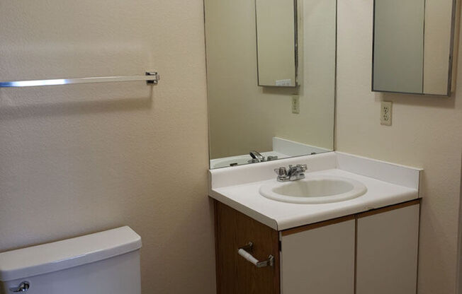 Canyon Creek Apartments
