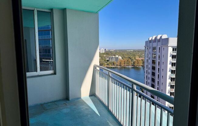 2 beds, 2 baths, $2,800, Unit # 1910