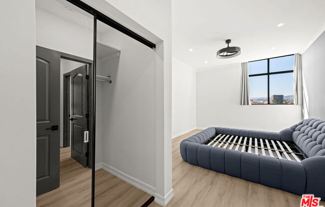 2 beds, 2 baths, 1,088 sqft, $6,200, Unit 1809